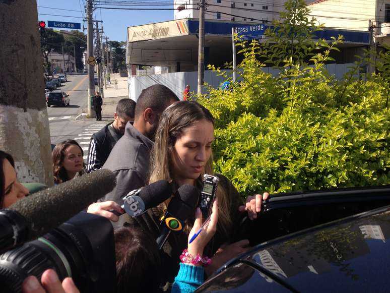 Filha do zelador foi at&eacute; a delegacia nesta ter&ccedil;a-feira