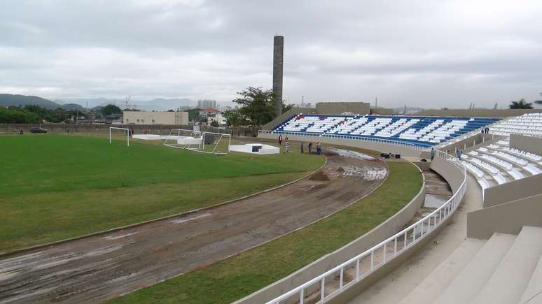 <p>Estádio Municipal Antonio Fernandes recebeu a Bósnia na Copa</p>