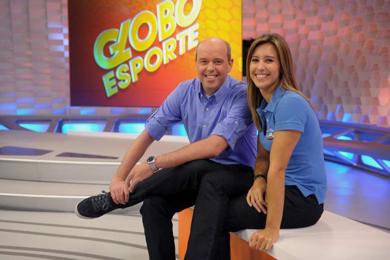 Escobar &eacute; ainda respons&aacute;vel pela apresenta&ccedil;&atilde;o do Globo Esporte para a rede, dividindo a fun&ccedil;&atilde;o com a apresentadora Cris Dias