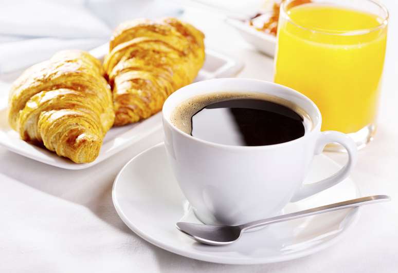 <p>Café da manhã deixa pessoas com mais energia</p>