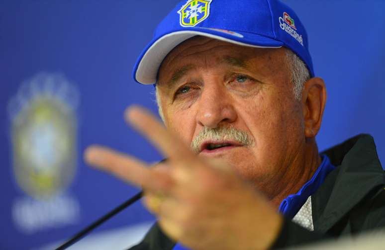 Felipão concede entrevista em Teresópolis