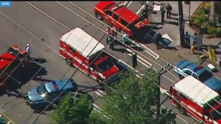 <p>Corpo de Bombeiros de Seattle disse, em seu Twitter, que quatro vítimas foram levadas ao hospital Harborview Medical Center.</p>