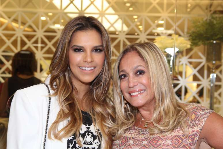 <p>As atrizes Mariana Rios e&nbsp;Susana Vieira&nbsp;s&atilde;o algumas das famosas que tratam dos cabelos com a hair stylist Gladys Acosta, no Rio de Janeiro</p>