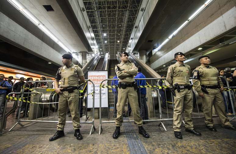 Metrovi&aacute;rios entraram pelo segundo dia de greve nesta sexta-feira