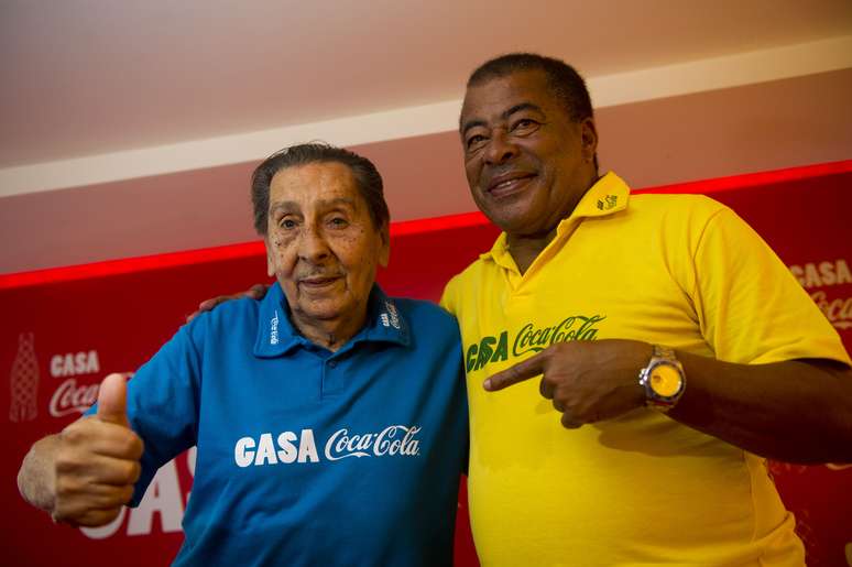 Jairzinho posou para fotos ao lado de Ghiggia