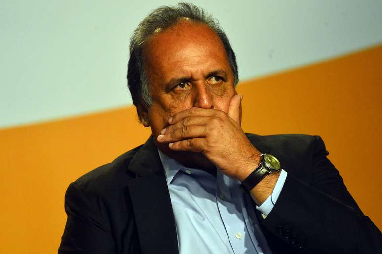 <p>Governador do Rio de Janeiro, Luiz Fernando Pez&atilde;o</p>