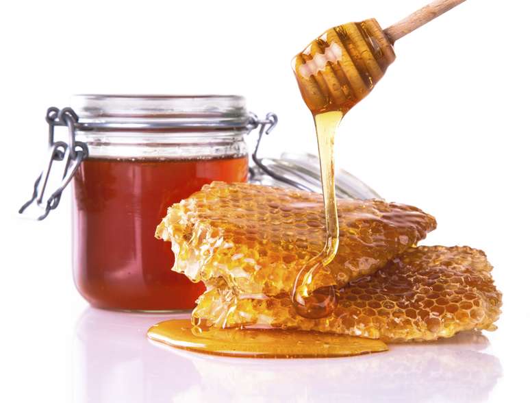 <p>Corpo gasta mais energia para processar mel, por isso é menos calórico</p>