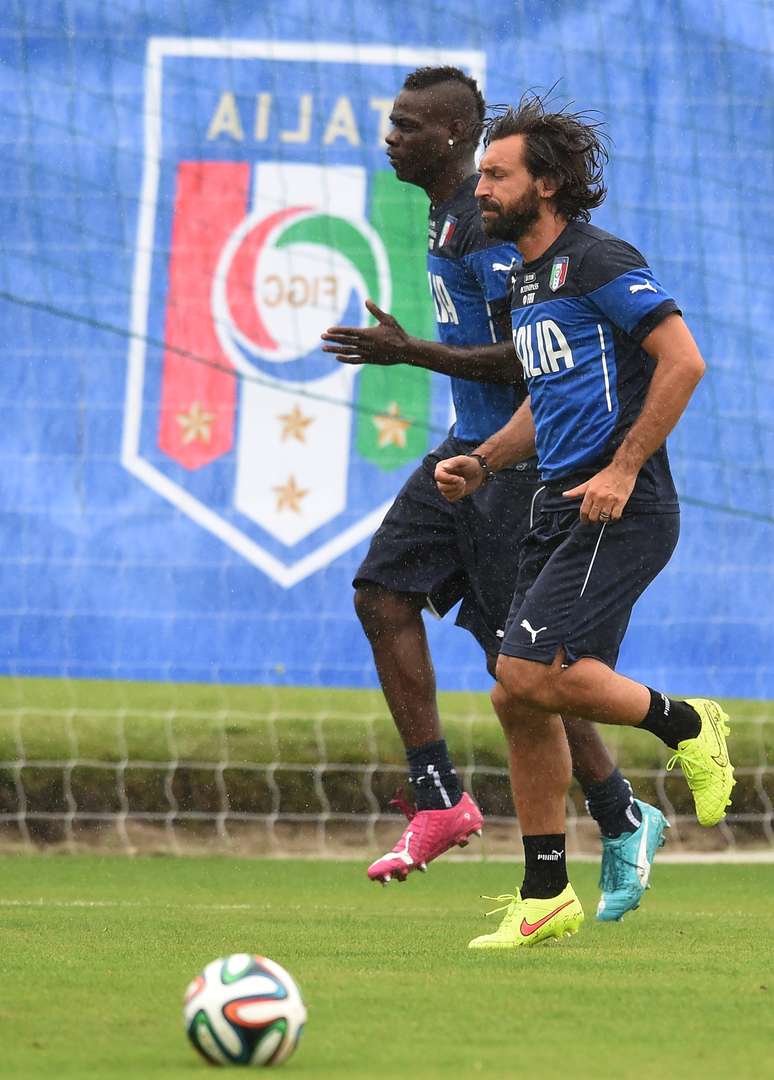 <p>Pirlo anuncia aposentadoria da seleção itaiana</p>