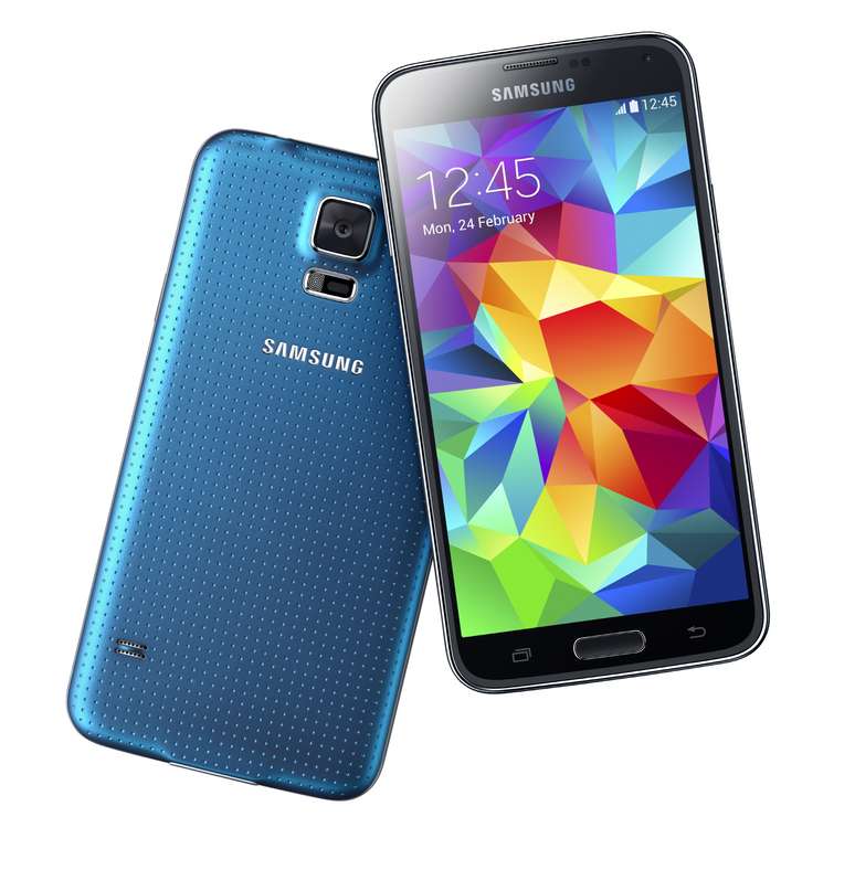 Samsung GALAXY S5. La quinta generación de Galaxy S redefine el valor de la tecnología y la innovación para mejorar la vida diaria. Combina una cámara avanzada, rápida conexión con herramientas especializadas. Ayudará a los papás a mantenerse en forma y estar conectados con su familia, con estilo. Precio referencial: $499.990.