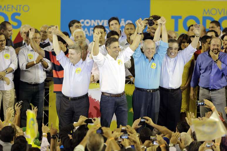 Aécio Neves durante convenção do PSDB que lançou os nomes tucanos ao governo mineiro e ao Senado