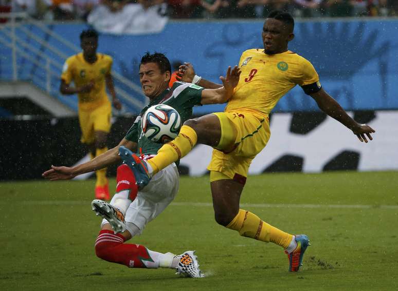 <p>Derrota de Camarões para o México é observada pela Fifa; arbitragem é suspeita</p>