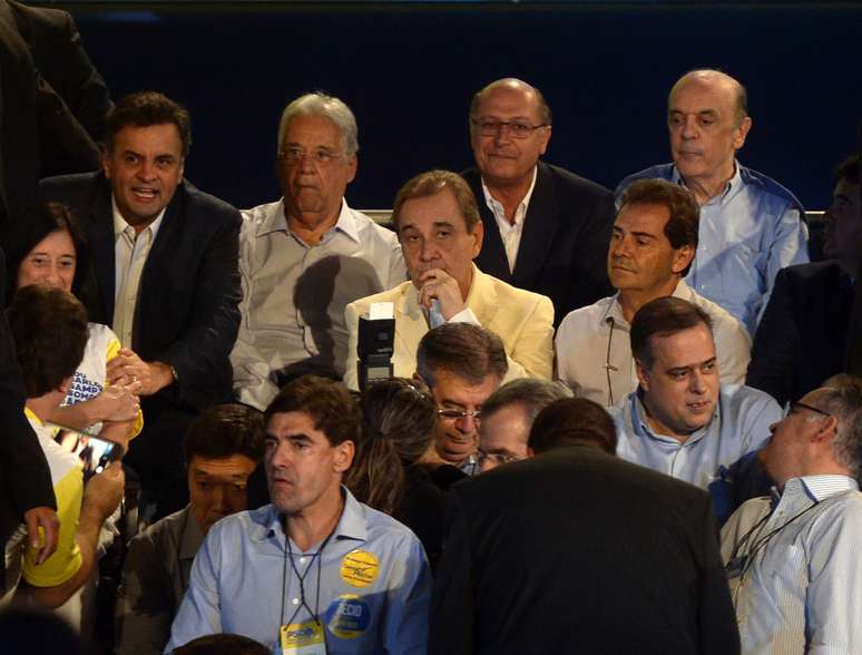 <p>Lideranças do PSDB participaram do lançamento da candidatura de Aécio Neves à Presidência</p>