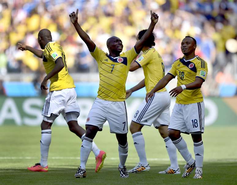 <p>Armero abriu o placar para os colombianos e dançou para comemorar</p>