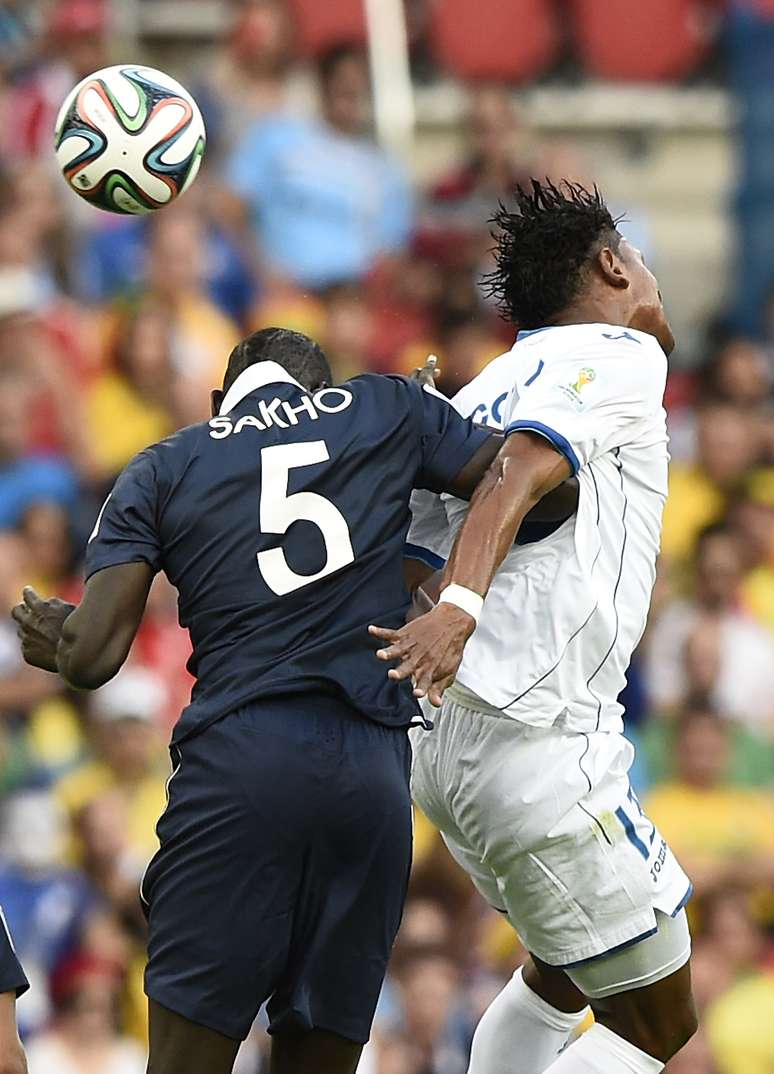 <p>França e Honduras se enfrentam no Estádio Beira-Rio, em Porto Alegre</p>