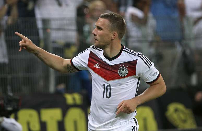 <p>Podolski conquistou fãs brasileiros com postagens em português nas redes sociais e demonstrações de carinho pelo País</p>