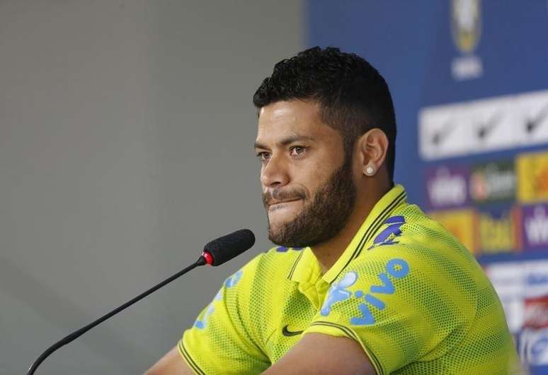 Jogador brasileiro Hulk durante coletiva de imprensa em Teresópolis. 15/06/2014.