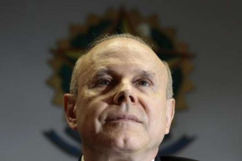 <p>Ministro Guido Mantega vai anunciar medidas de incentivo ao setor industrial durante o Fórum Nacional da Indústria</p>