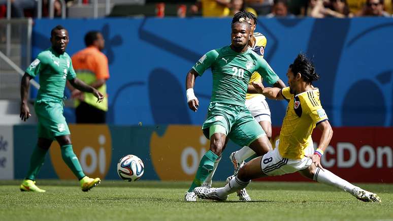 <p>Serey Die disputa jogada em jogo entre Colômbia e Costa do Marfim</p>