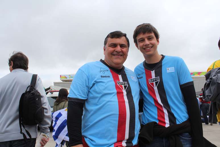 São-paulinos, Alexandre e Rodrigo vão à Arena Corinthians para torcer pelo Uruguai