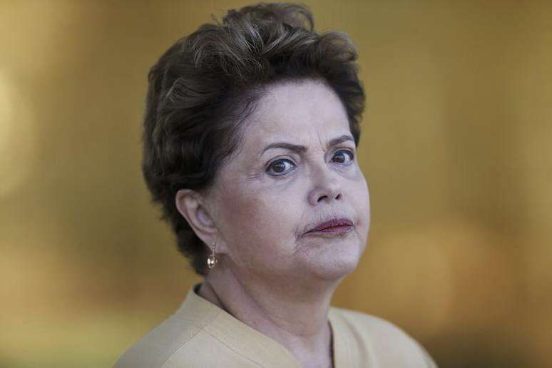 Dilma Rousseff diz que Copa é "padrão Brasil"