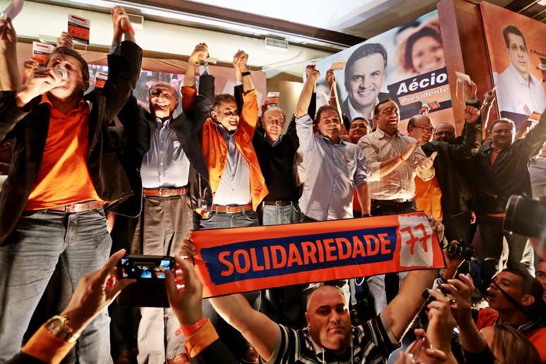 O candidato do PSDB à Presidência da República, Aécio Neves, participa em São Paulo da convenção nacional do Solidariedade, que formalizou apoio a sua candidatura