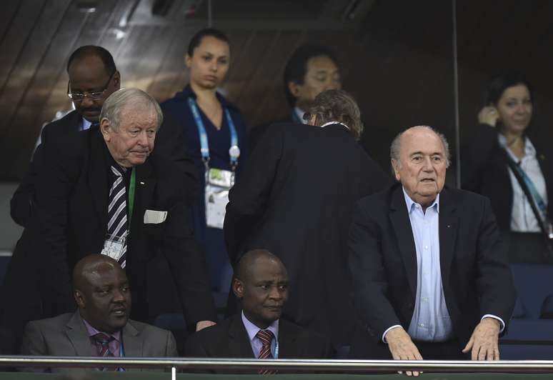 O presidente da Fifa Joseph Blatter assistiu neste sábado ao jogo Nigéria x Bósnia, na Arena Pantanal, em Cuiabá. Ontem, ele foi à Arena da Baixada, em Curitiba, e viu a vitória do Equador contra Honduras por 2 a 1