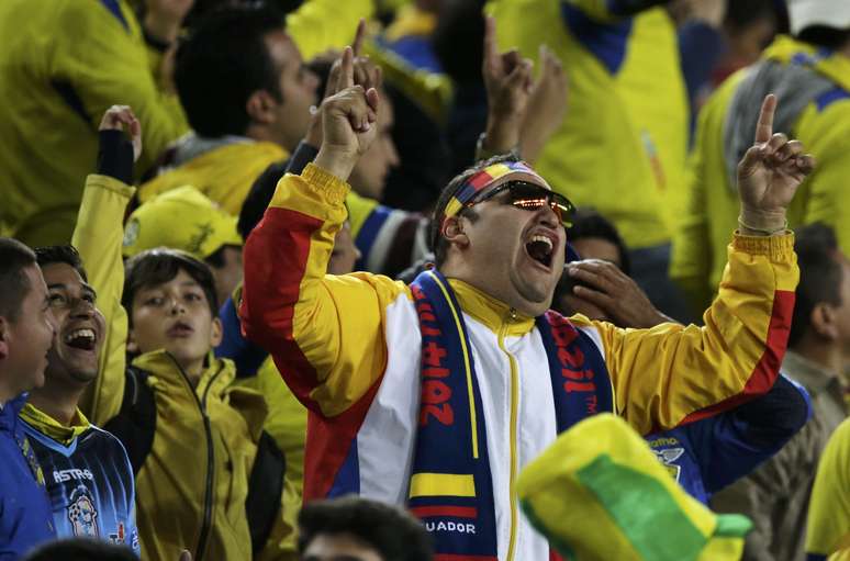 <p>A torcida do Equador fez a festa na Arena da Baixada, em Curitiba, ap&oacute;s a virada de 2 a 1 contra Honduras, na noite desta sexta-feira; a partida valeu pela segunda rodada do Grupo E.</p>