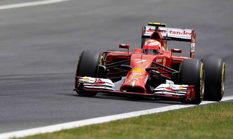 <p>Austríaco disse que Ferrari é um carro fraco com um motor fraco; McLaren também havia sido criticada</p>