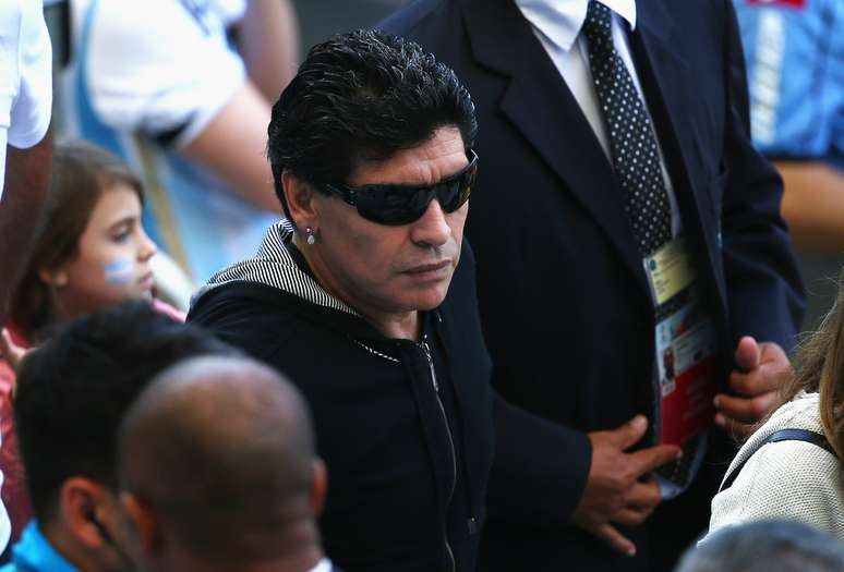 <p>Depois de não conseguir assistir à estreia no Maracanã, Maradona foi ao Mineirão acompanhar a Argentina</p>