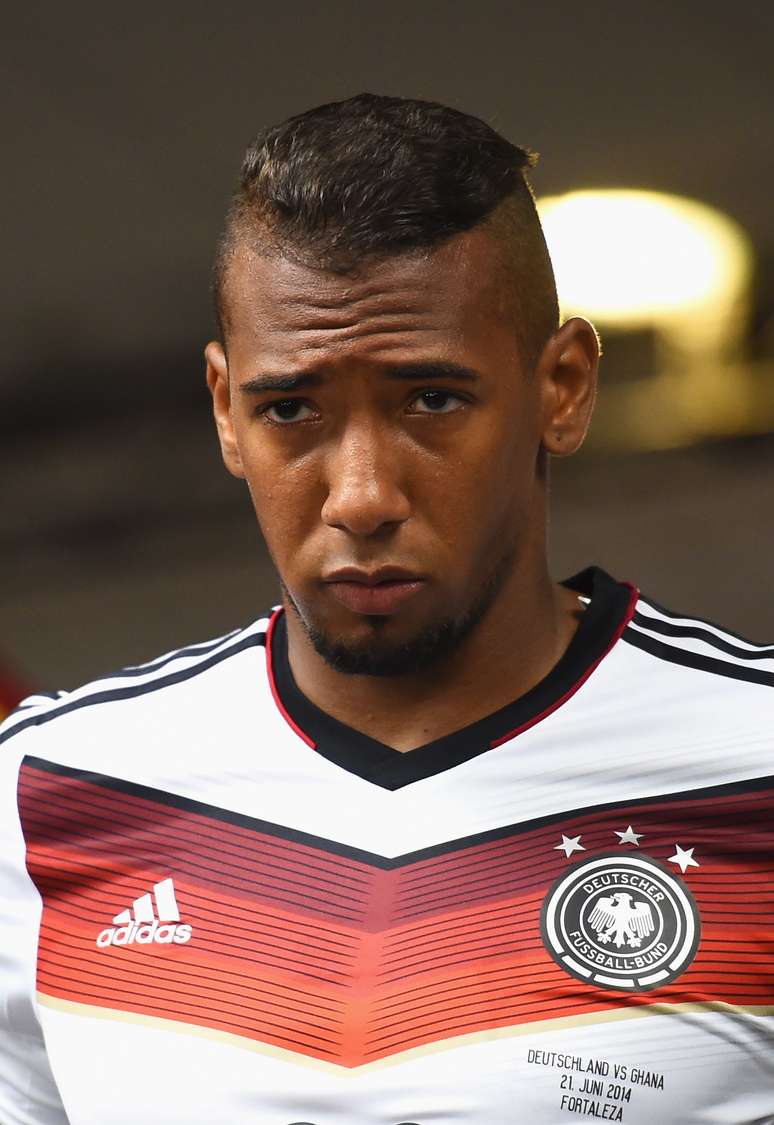 <p>Jérôme Boateng sentiu lesão na coxa esquerda e dores no quadril contra Gana</p>