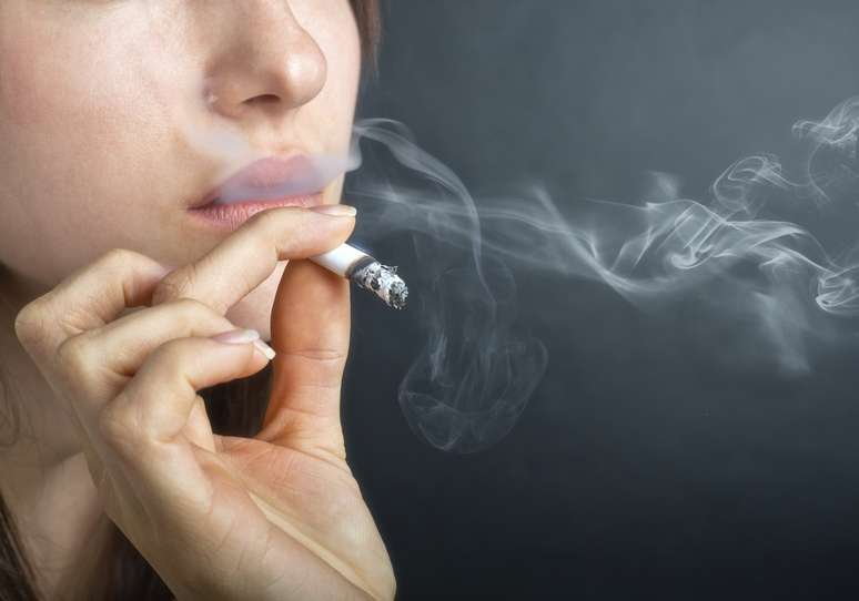 Especialistas se preocupam com falha na prevenção do fumo entre jovens