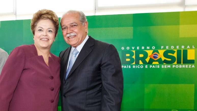 Presidente Dilma com César Borges durante a cerimônia de posse do ministro