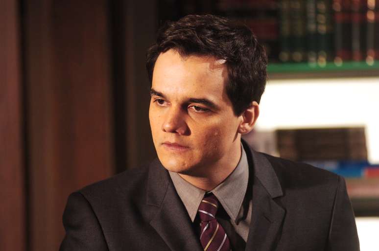 Wagner Moura na novela 'Para&iacute;so Tropical' (2007)