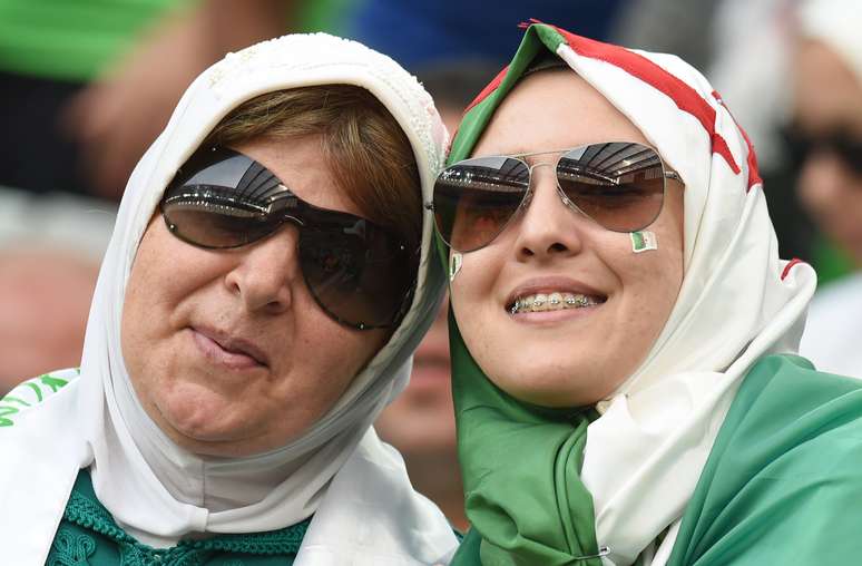 Torcida da Argélia foi o ponto alto no último jogo da Copa em