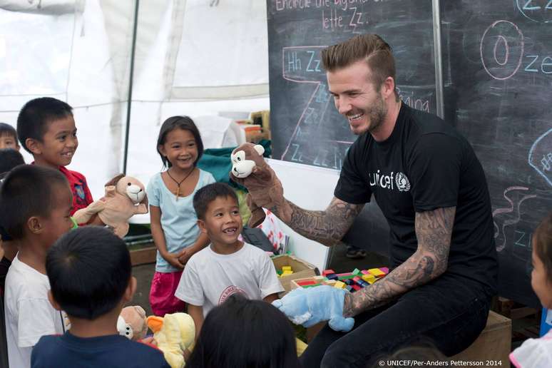 <p>&quot;N&atilde;o podemos fechar os olhos para as dezenas de milhares de crian&ccedil;as que morrem todos os dias&quot;, diz Beckham no site da Unicef</p>