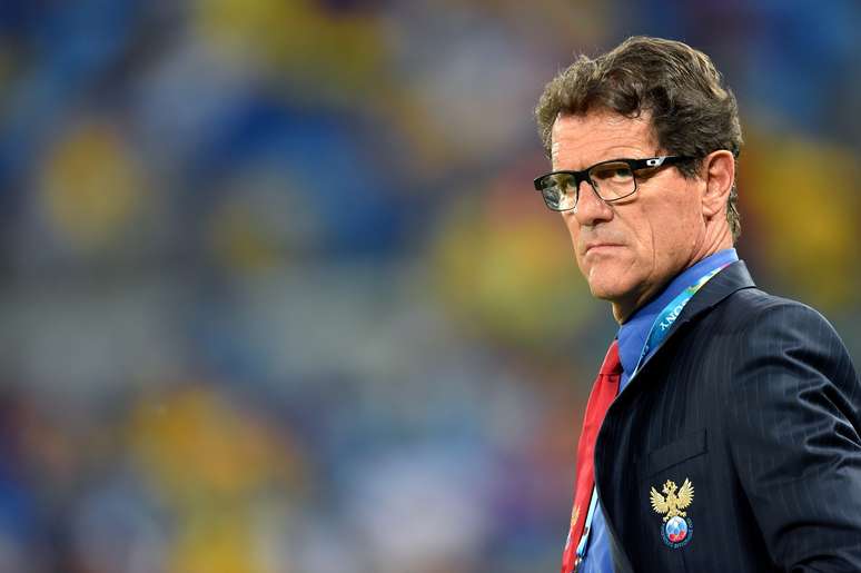 Torcedores russos exigem saída de Capello da seleção local