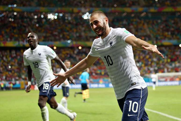 <p>Karim Benzema é a o artilheiro da França, com três gols nesta Copa</p>