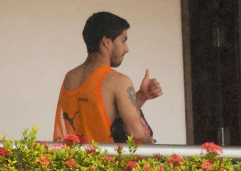 Uruguaio Luis Suárez no hotel onde estava a seleção do país em Natal. 26/06/2014