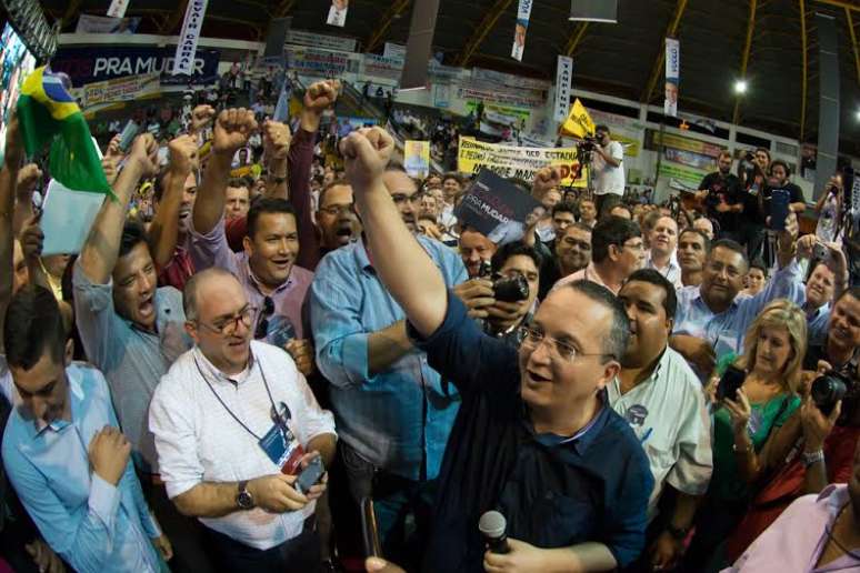 Senador Pedro Taques oficializou seu nome para o governo do Mato Grosso