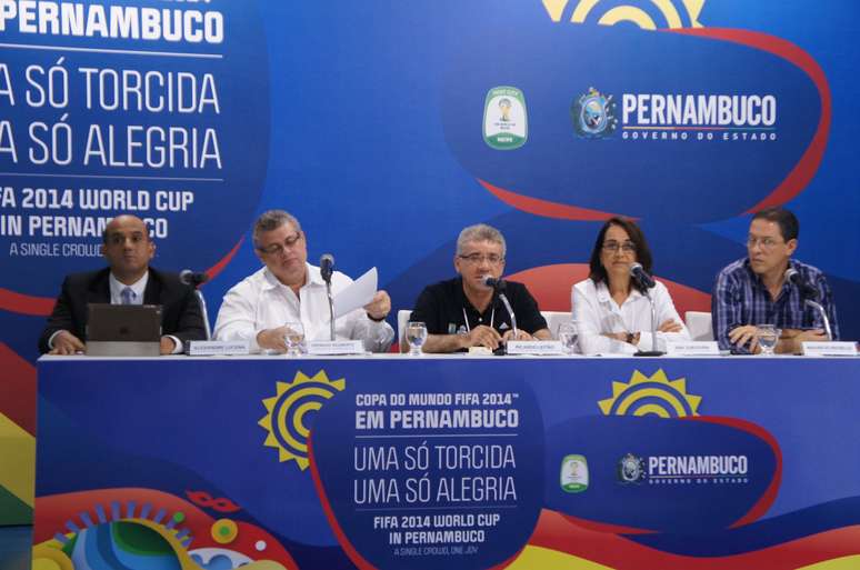 Chuvas causaram muitos transtornos para quem foi a Estados Unidos x Alemanha, mas jogo teve maior público na Copa em PE