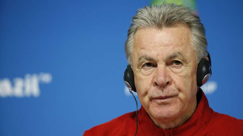 <p>Ottmar Hitzfeld participa de entrevista coletiva na Arena Corinthians</p>