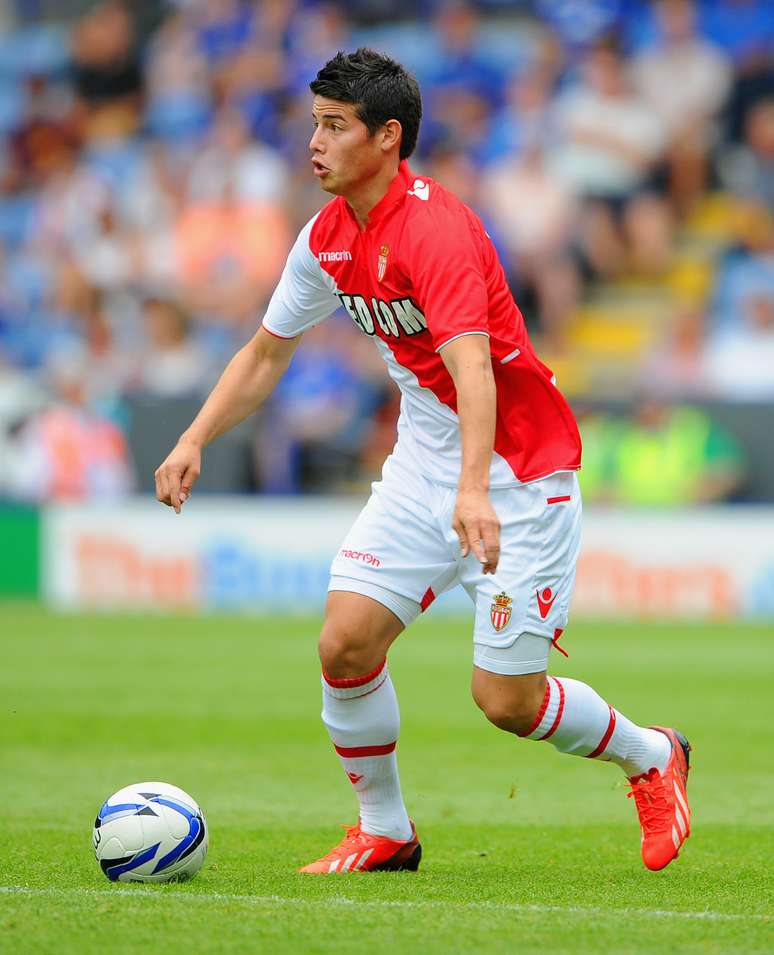 Manchester United teve duas chances para contratar James Rodríguez e optou por não fazer negócio em ambas; Monaco não perdeu a oportunidade e comprou atacante do Porto em 2013