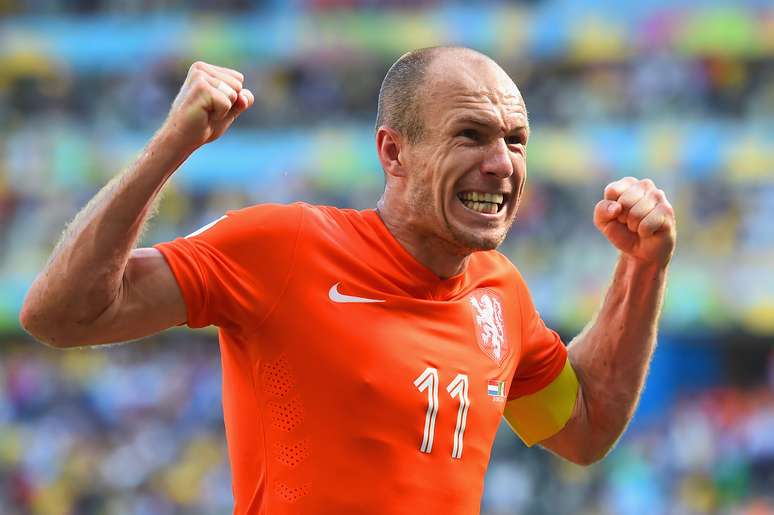 <p>Robben foi personagem dentro e fora de campo contra o México</p>