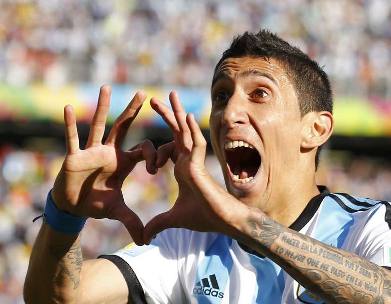 <p>Di María foi premiado com gol que deu classificação à Argentina</p>