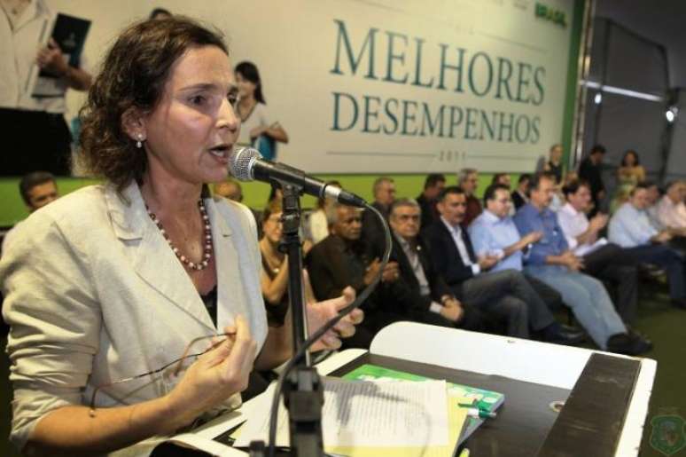 Izolda Cela (Pros) é candidata a vice-governadora na chapa encabeçada pelo petista Camilo Santana