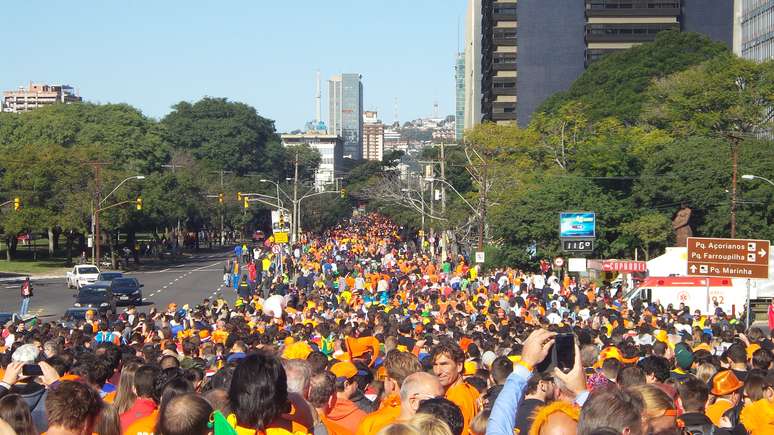 Caminhada holandesa ao Beira-Rio em Porto Alegre