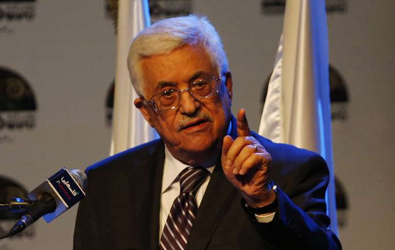 <p>Presidente palestino, Mahmoud Abbas&nbsp;fala durante uma confer&ecirc;ncia na cidade de Ramallah, Cisjord&acirc;nia, em 19 de junho</p>