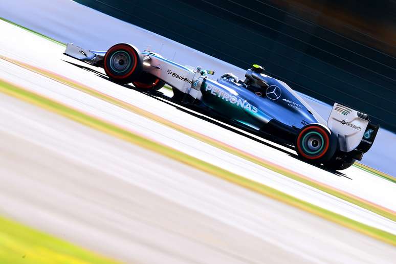 Nico Rosberg (foto) terminou a sessão em primeiro, com Lewis Hamilton em segundo