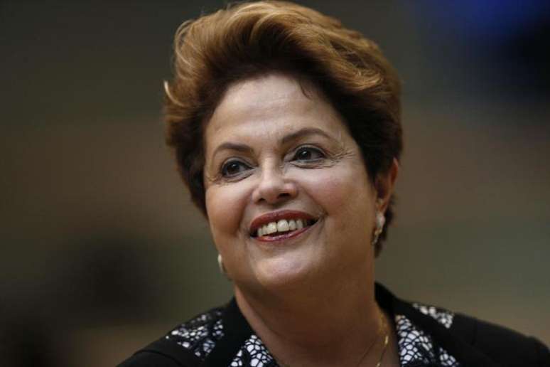 <p>Presidente Dilma Rousseff disse que acredita na recuperação da economia brasileira diante das "dificuldades derivadas da crise internacional"</p>