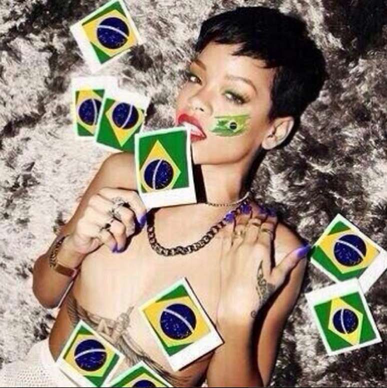<p>Cantora disse que sempre quis ver o jogo do Brasil contra Colômbia</p>